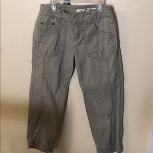 DKNY women’s capris size 2
